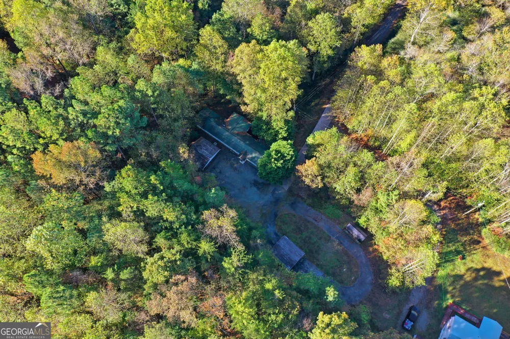 1907 John Call RD Talking Rock, GA 30175