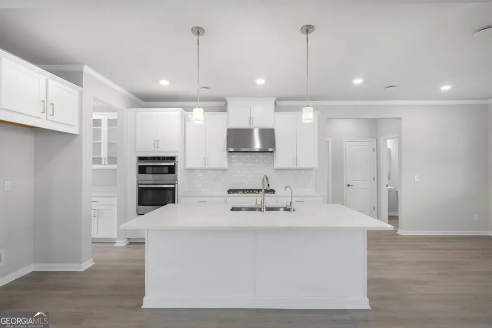 8935 Avonbrook Close Ball Ground, GA 30107