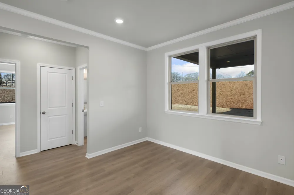 8935 Avonbrook Close Ball Ground, GA 30107