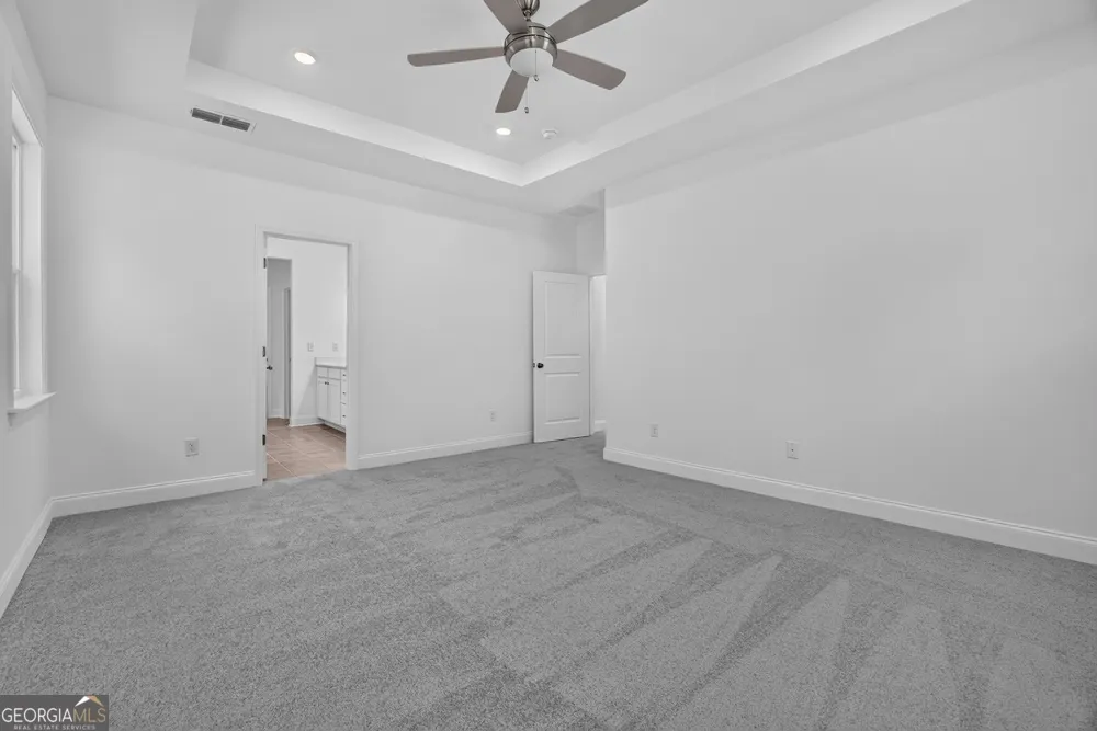 8935 Avonbrook Close Ball Ground, GA 30107