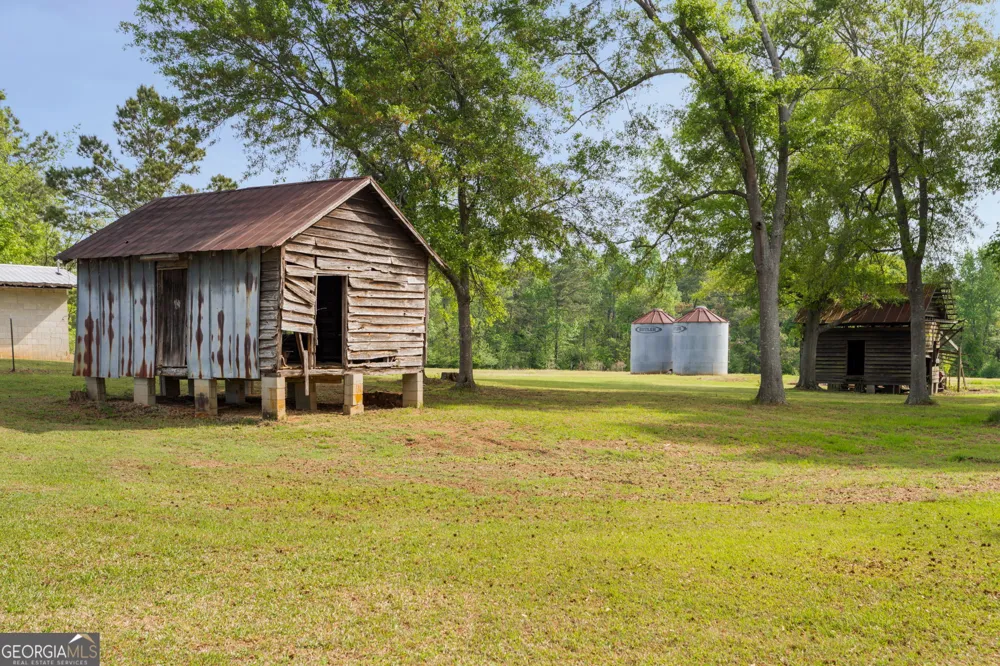 2705 Piney Mount RD Tennille, GA 31089