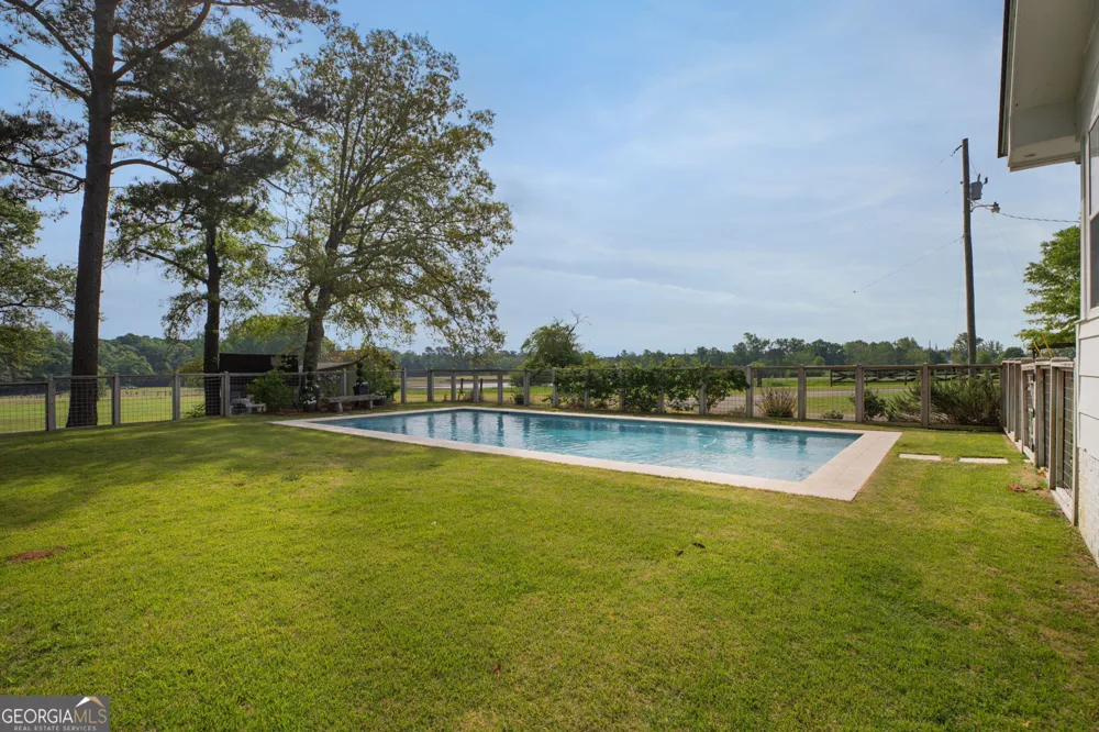 2705 Piney Mount RD Tennille, GA 31089