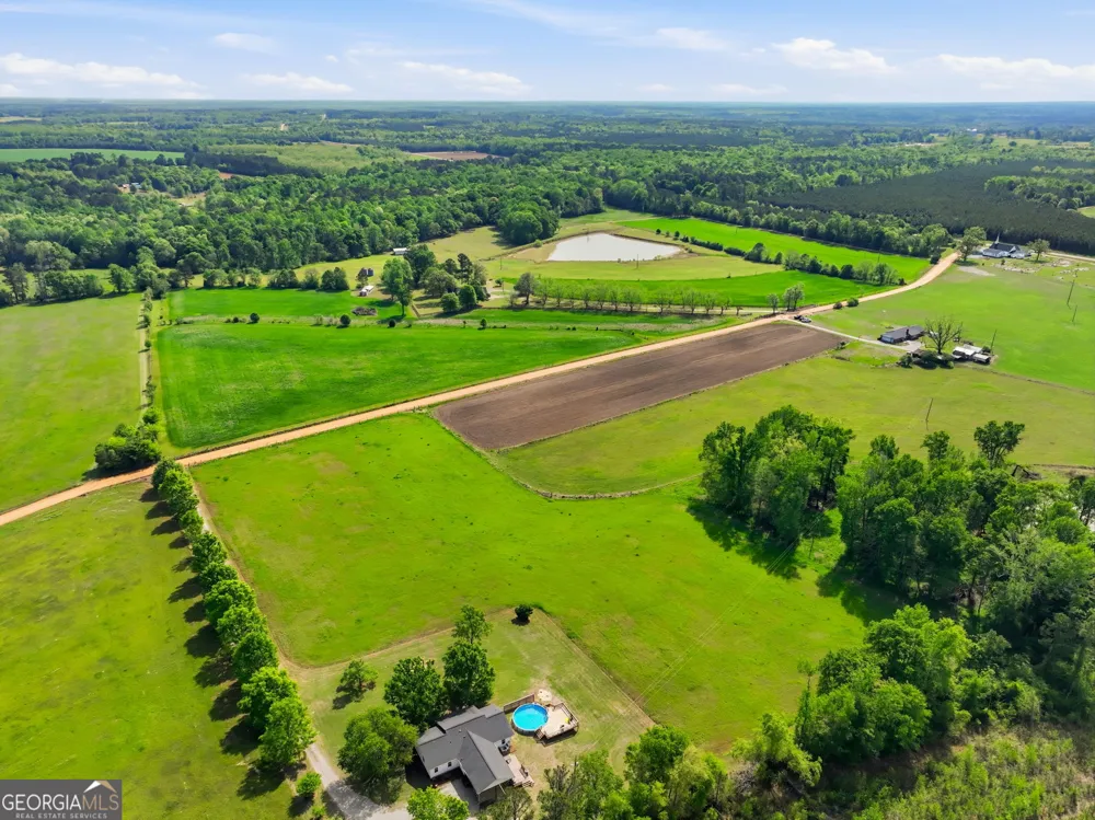 2705 Piney Mount RD Tennille, GA 31089