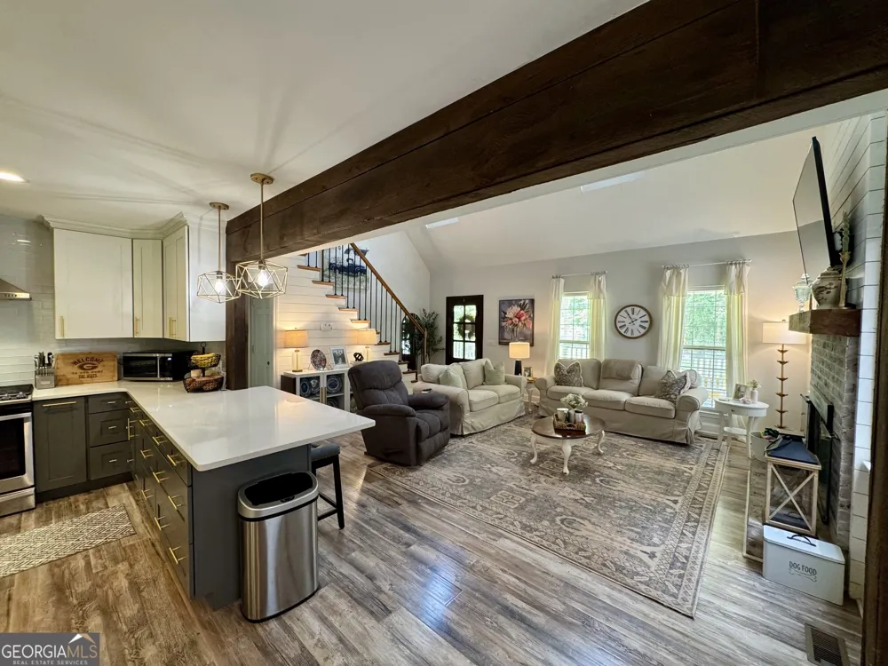 202 Commodore DR Milledgeville, GA 31061