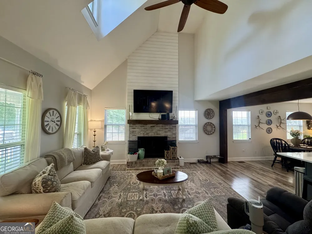 202 Commodore DR Milledgeville, GA 31061