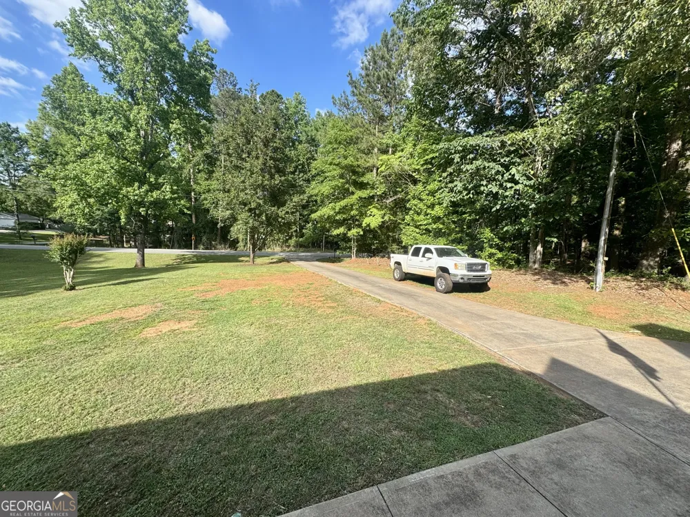 202 Commodore DR Milledgeville, GA 31061