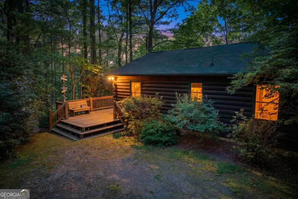 218 Bench Leg RD Mineral Bluff, GA 30559
