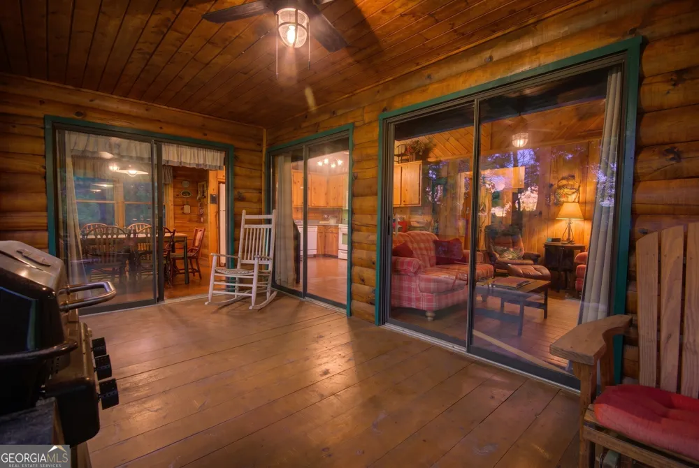 218 Bench Leg RD Mineral Bluff, GA 30559
