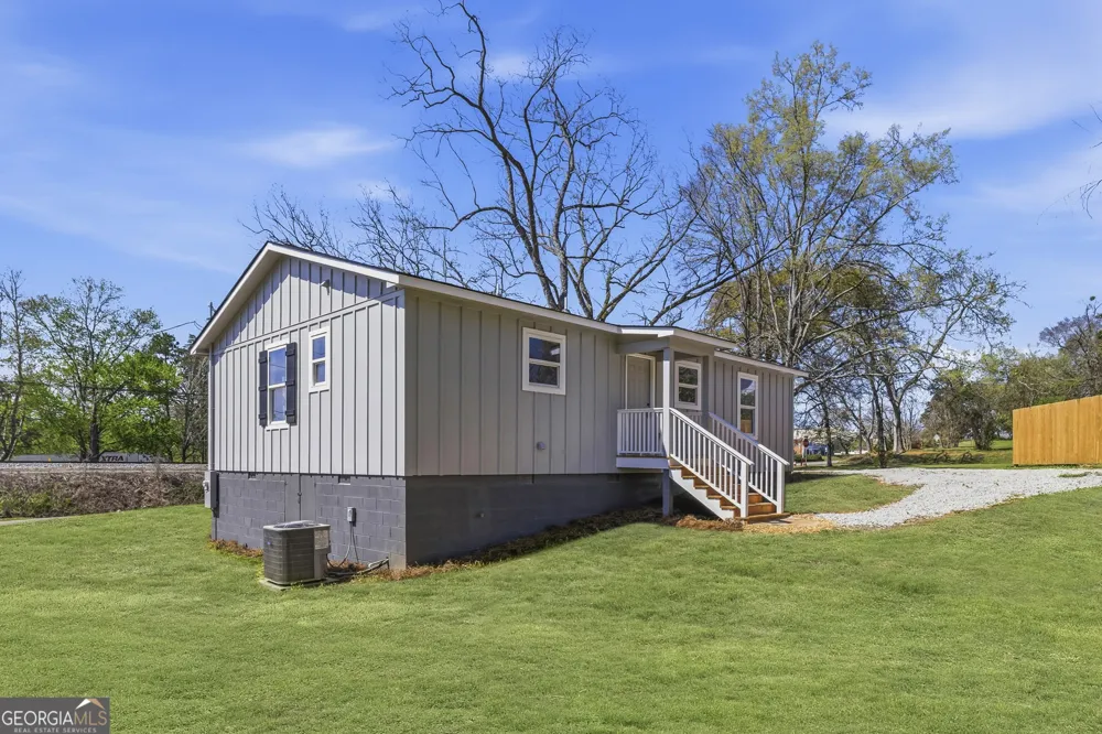 509 Carlton AVE Union Point, GA 30669