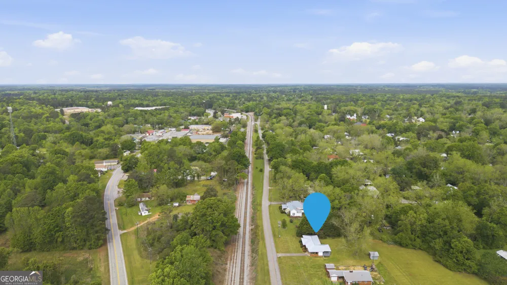 93 Carlton AVE Union Point, GA 30669