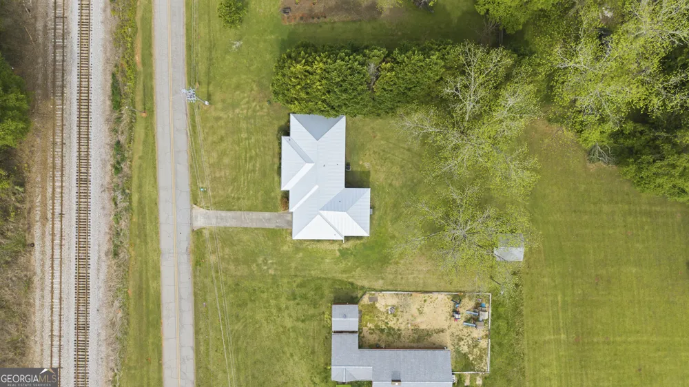 93 Carlton AVE Union Point, GA 30669