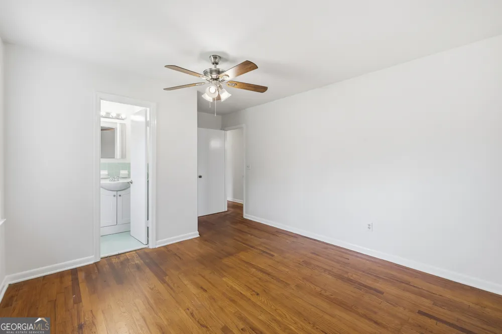 93 Carlton AVE Union Point, GA 30669