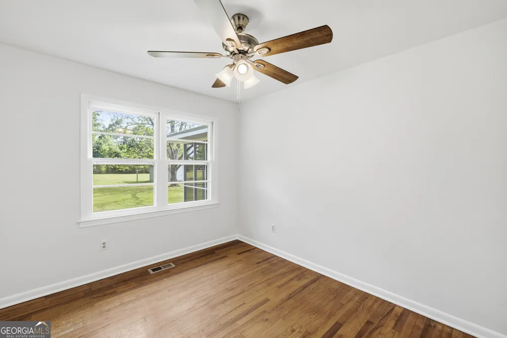 93 Carlton AVE Union Point, GA 30669
