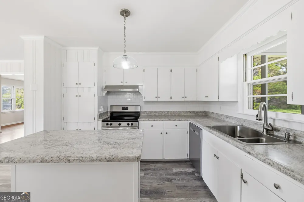 93 Carlton AVE Union Point, GA 30669
