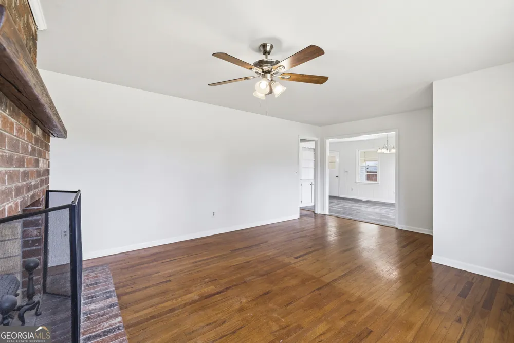 93 Carlton AVE Union Point, GA 30669