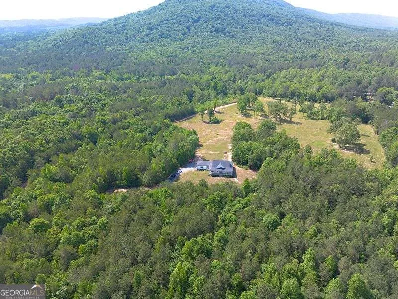 1084 Shahan LN LaFayette, GA 30728