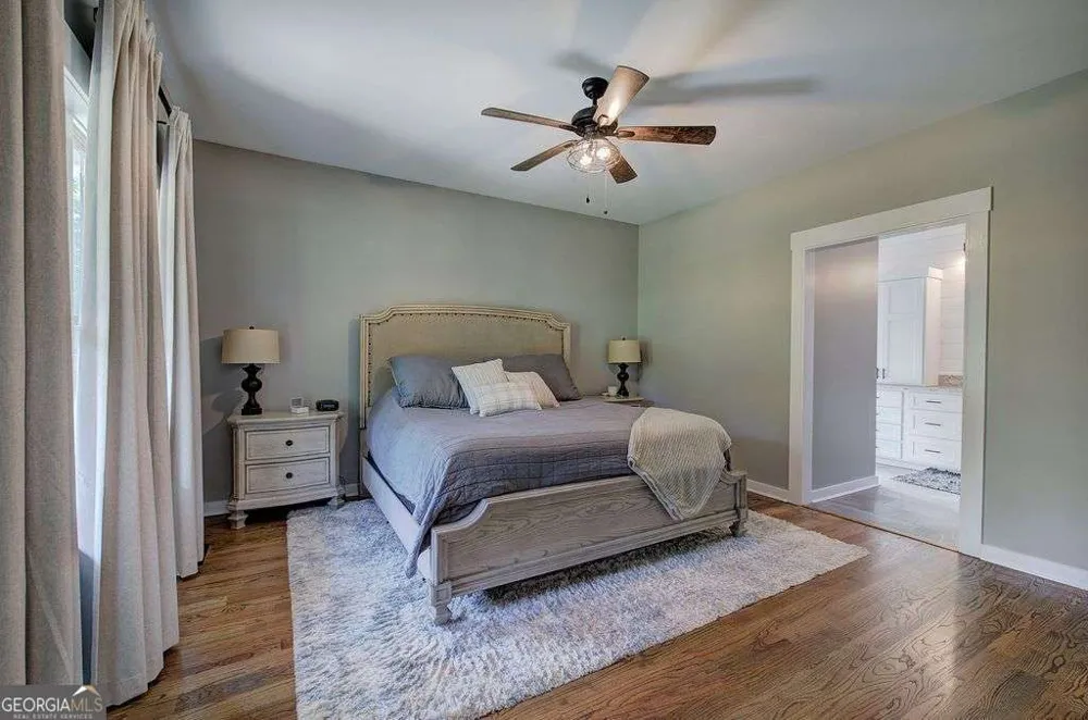 1084 Shahan LN LaFayette, GA 30728