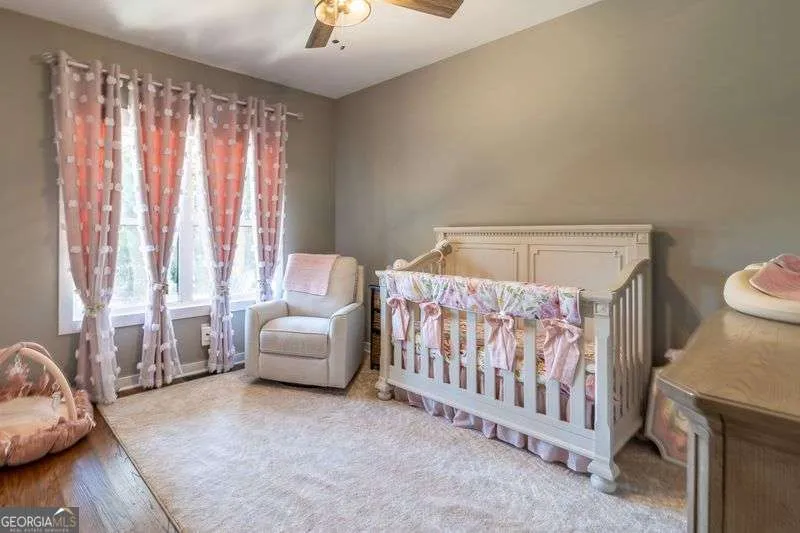 1084 Shahan LN LaFayette, GA 30728