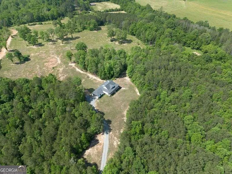 1084 Shahan LN LaFayette, GA 30728