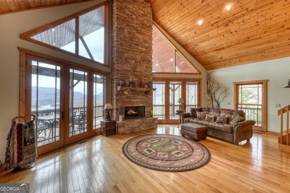 40 Teagan WAY Hiawassee, GA 30546