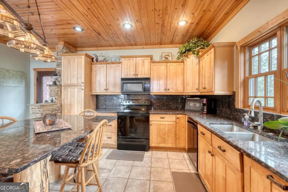 40 Teagan WAY Hiawassee, GA 30546