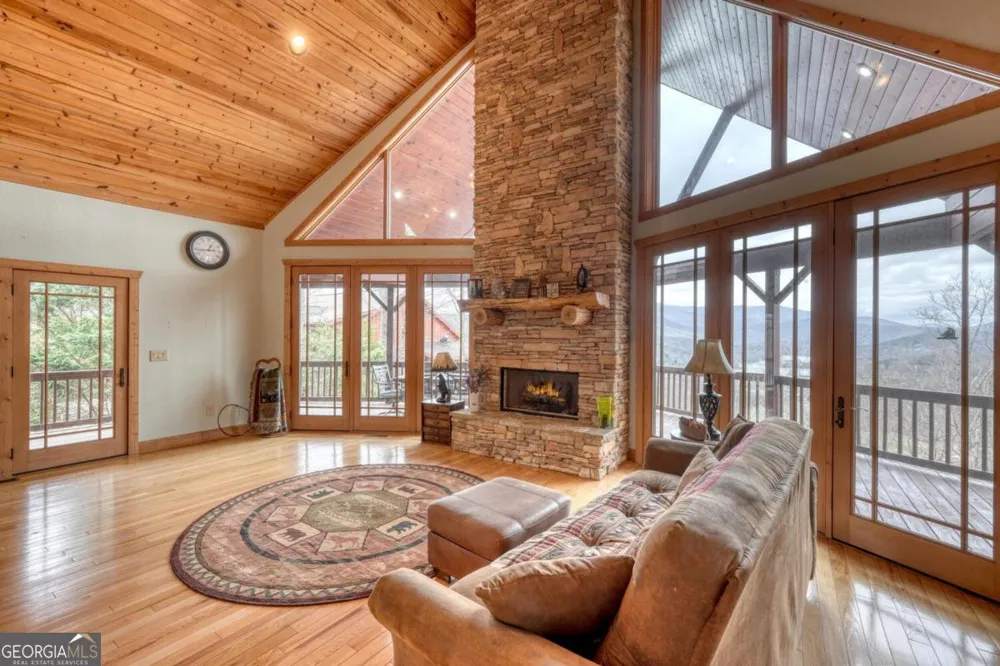 40 Teagan WAY Hiawassee, GA 30546