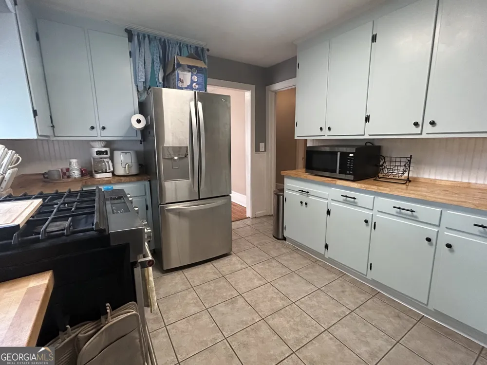 102 W Fairmount AVE Cedartown, GA 30125