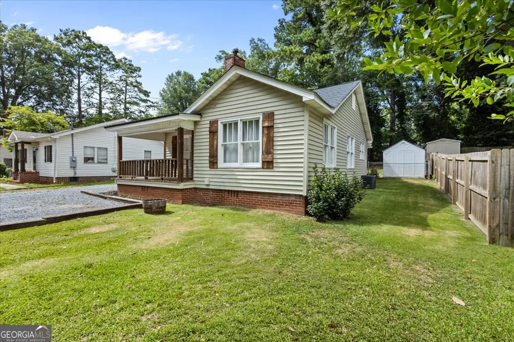 102 W Fairmount AVE Cedartown, GA 30125
