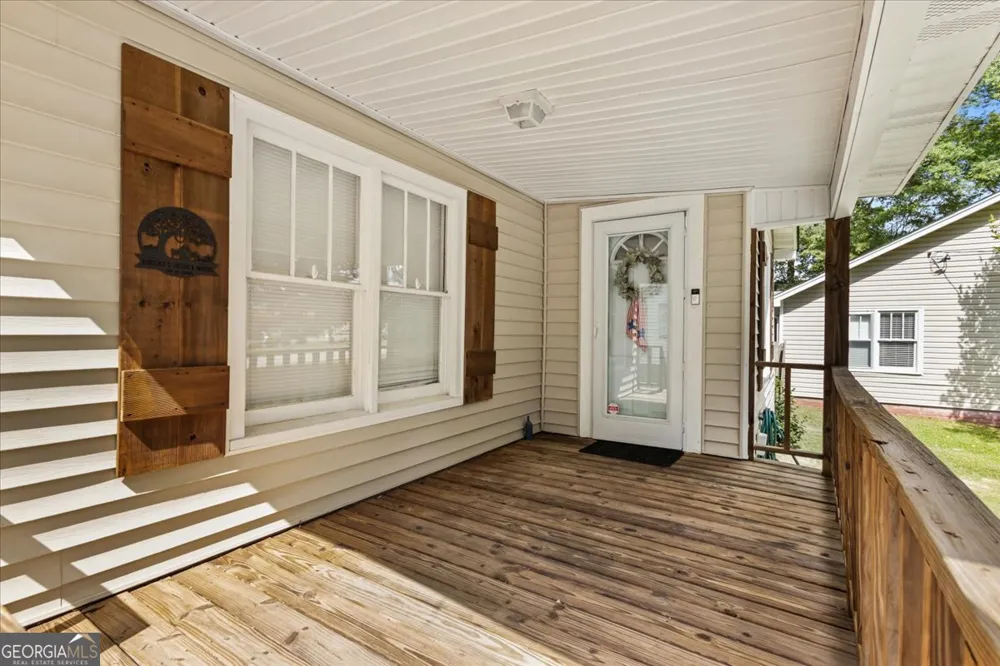 102 W Fairmount AVE Cedartown, GA 30125