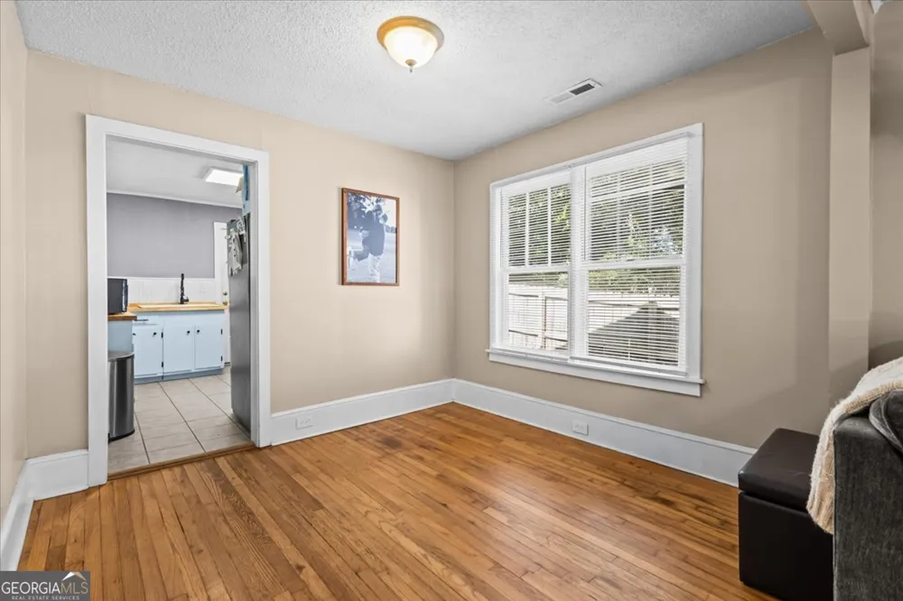 102 W Fairmount AVE Cedartown, GA 30125