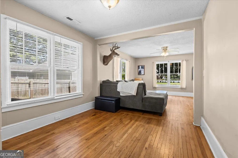 102 W Fairmount AVE Cedartown, GA 30125