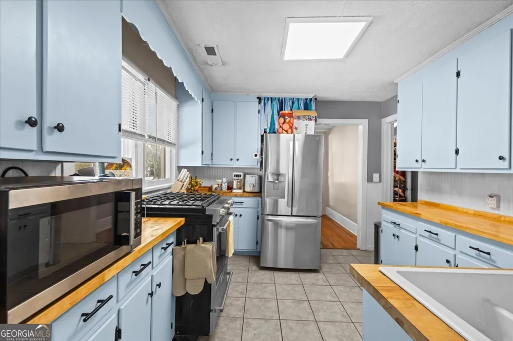 102 W Fairmount AVE Cedartown, GA 30125