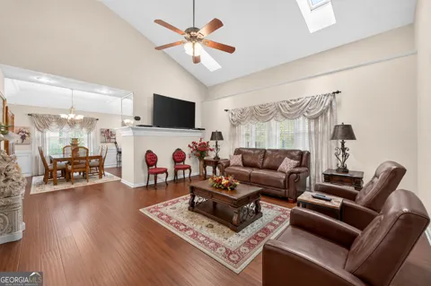 2955 Hillcreek DR