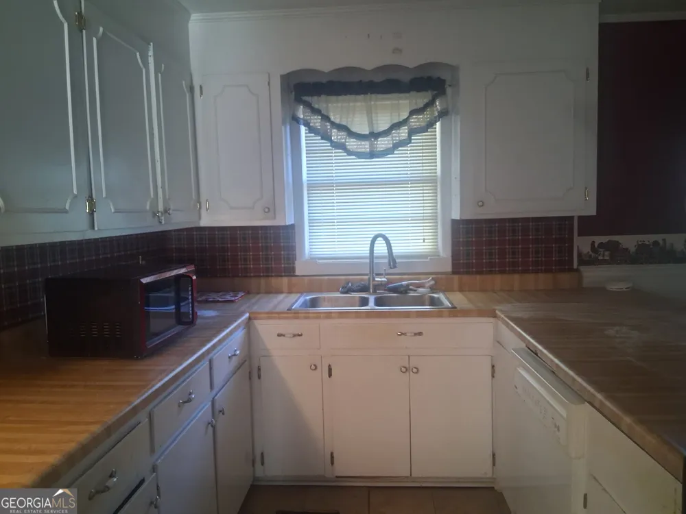 5533 Russell AVE Eastman, GA 31023