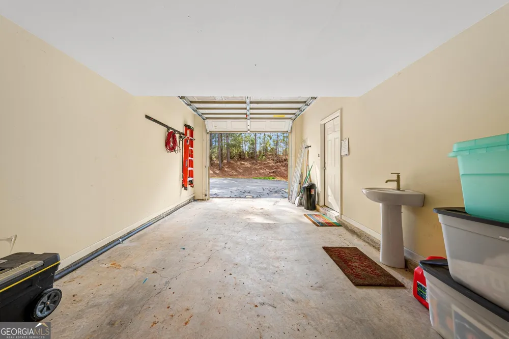 1226 Bowersville HWY Hartwell, GA 30643