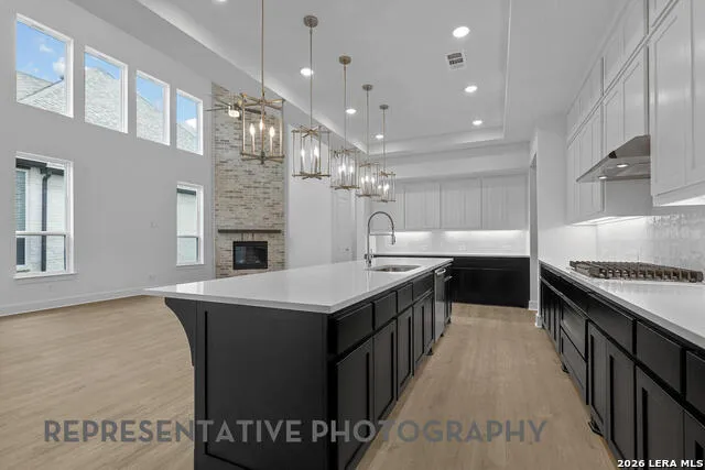 6999 Hallie Hunt Schertz, TX 78154
