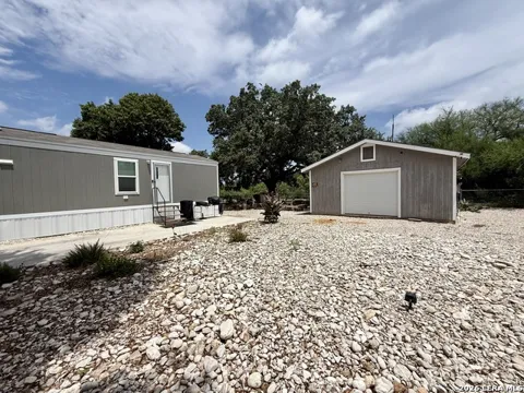 136 Bliss Cir