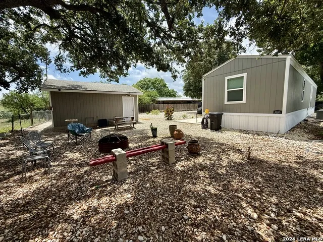 136 Bliss Cir Brackettville, TX 78832
