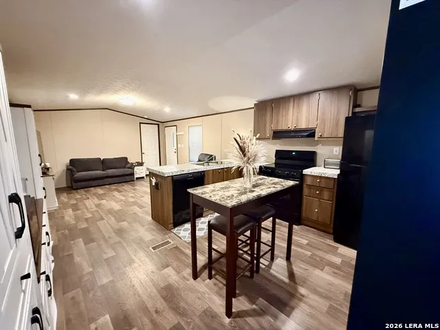 136 Bliss Cir Brackettville, TX 78832