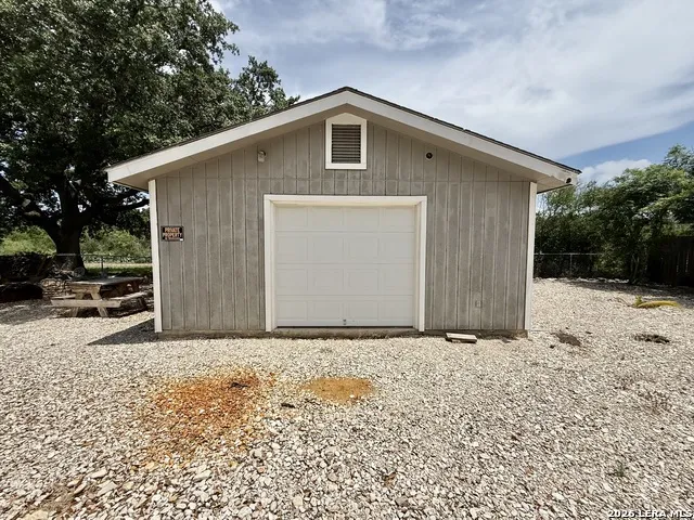 136 Bliss Cir Brackettville, TX 78832
