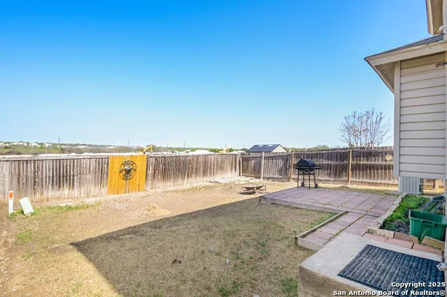 12 WEATHERING CRK Leon Valley, TX 78238