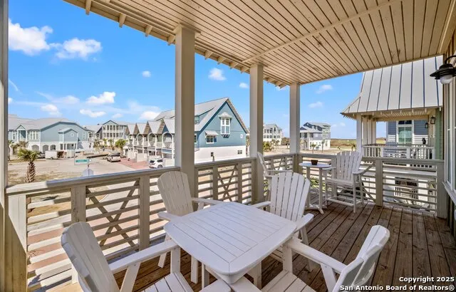 222 Sunrise Ave Port Aransas, TX 78373