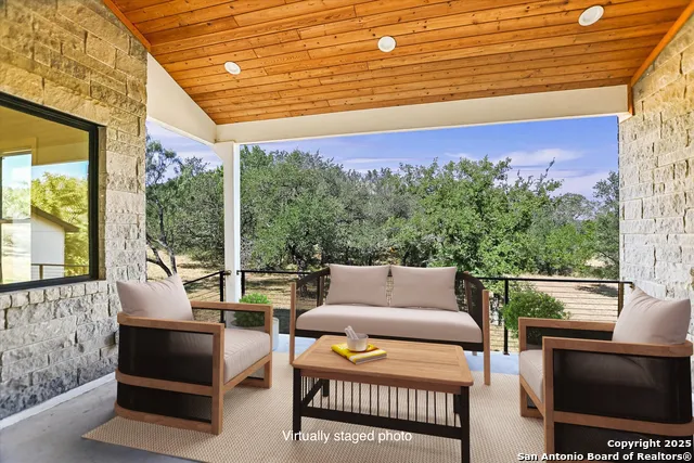 604 Apache Tears Horseshoe Bay, TX 78657