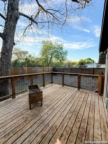 419 Collinsworth Avenue San Antonio, TX 78225