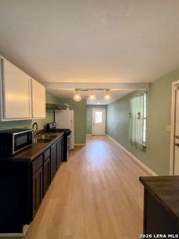 419 Collinsworth Avenue San Antonio, TX 78225