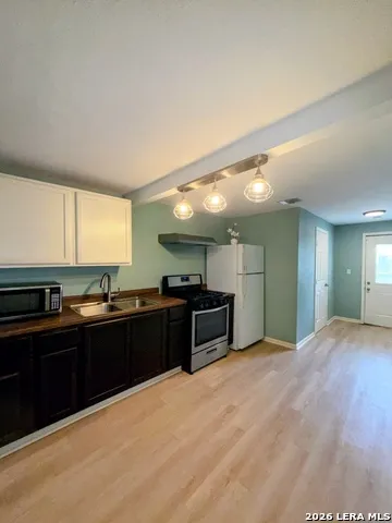 419 Collinsworth Avenue San Antonio, TX 78225