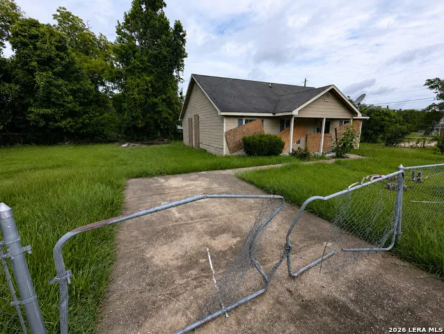 480 FLETCHER ST Beaumont, TX 77703