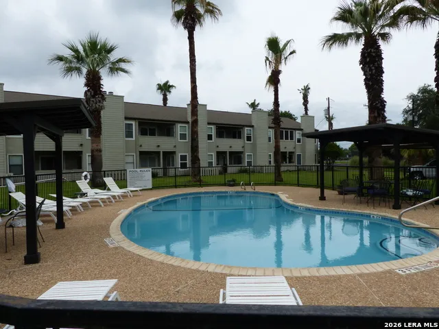 604 HIGHCREST DR #225 Granite Shoals, TX 78654
