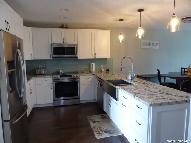 604 HIGHCREST DR #225 Granite Shoals, TX 78654