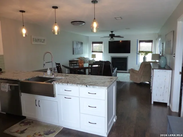604 HIGHCREST DR #225 Granite Shoals, TX 78654
